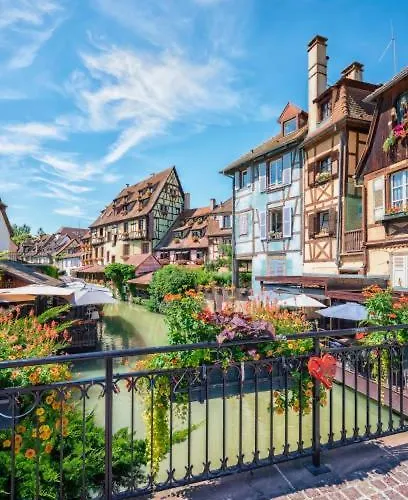 La Cotonniere Downtown